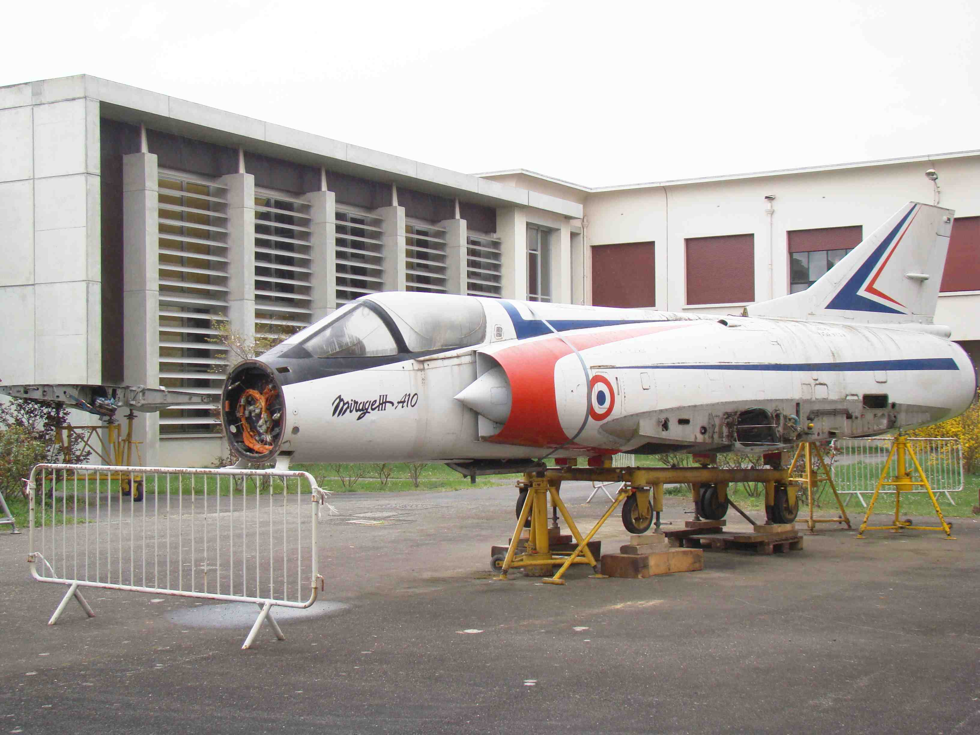 le fuselage du mirage II A 10 Montage du A 10